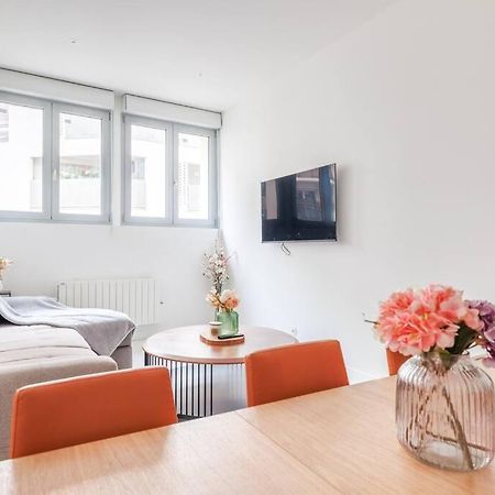 Appartamento Cosy Flat For 6 People #2 Asnières Esterno foto