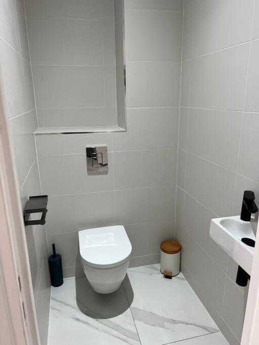 Appartamento Cosy Flat For 6 People #2 Asnières Esterno foto