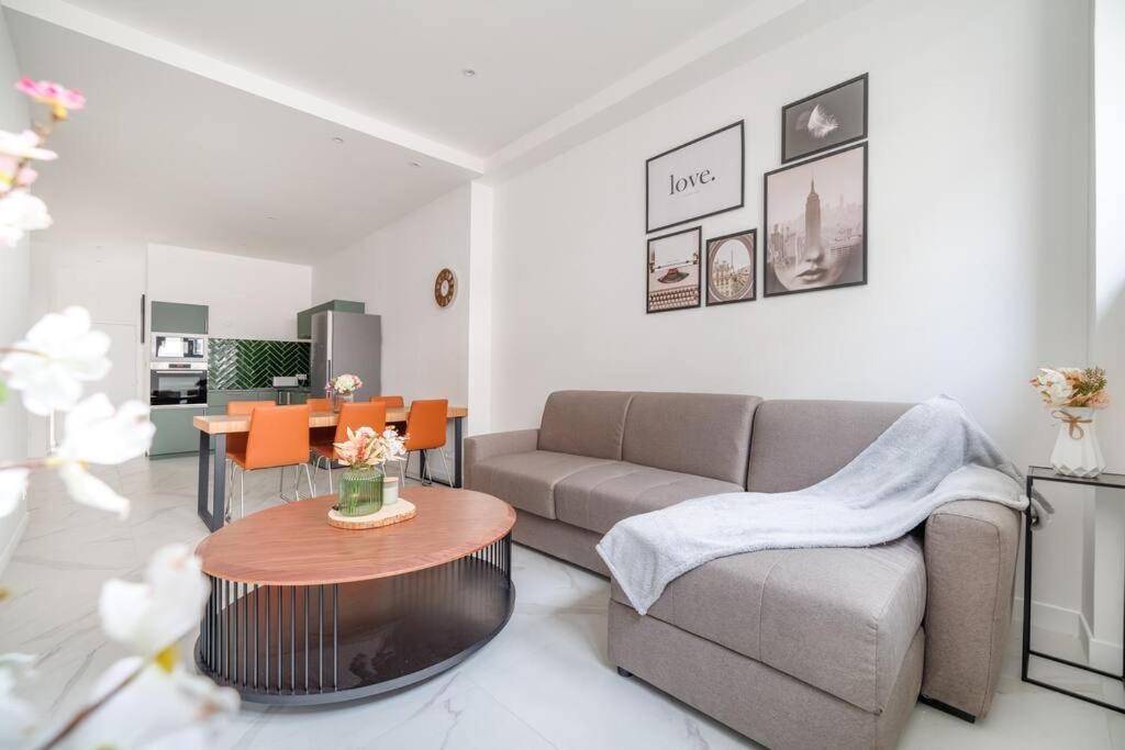 Appartamento Cosy Flat For 6 People #2 Asnières Esterno foto